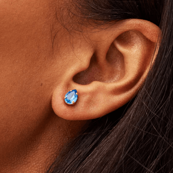 Hovedbilde AMELIA STUD EARRINGS Recreated Iceblue