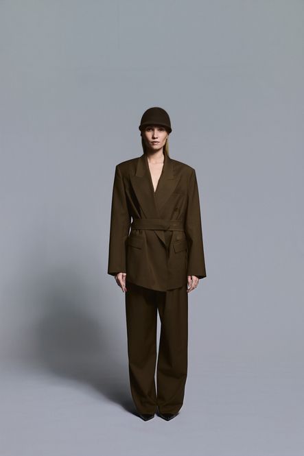 Hovedbilde GIRONA BLAZER Olive