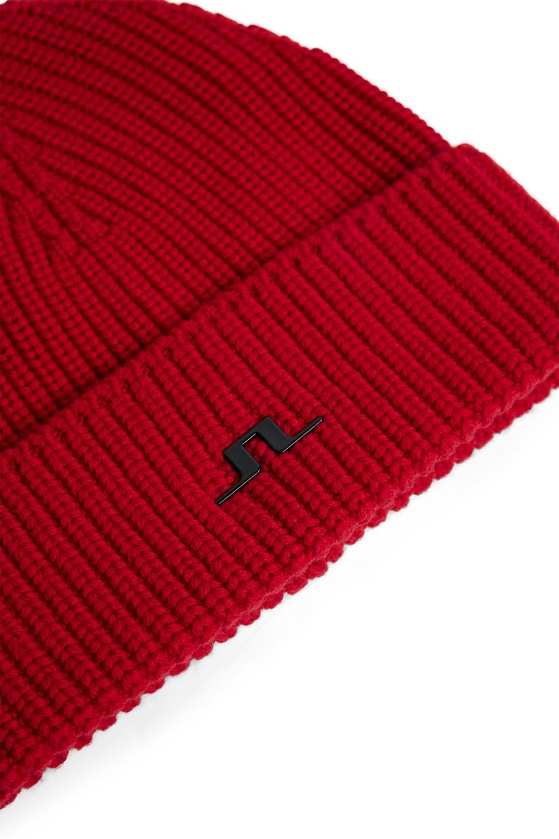 JOAN MERINO BEANIE Barbados Cherry