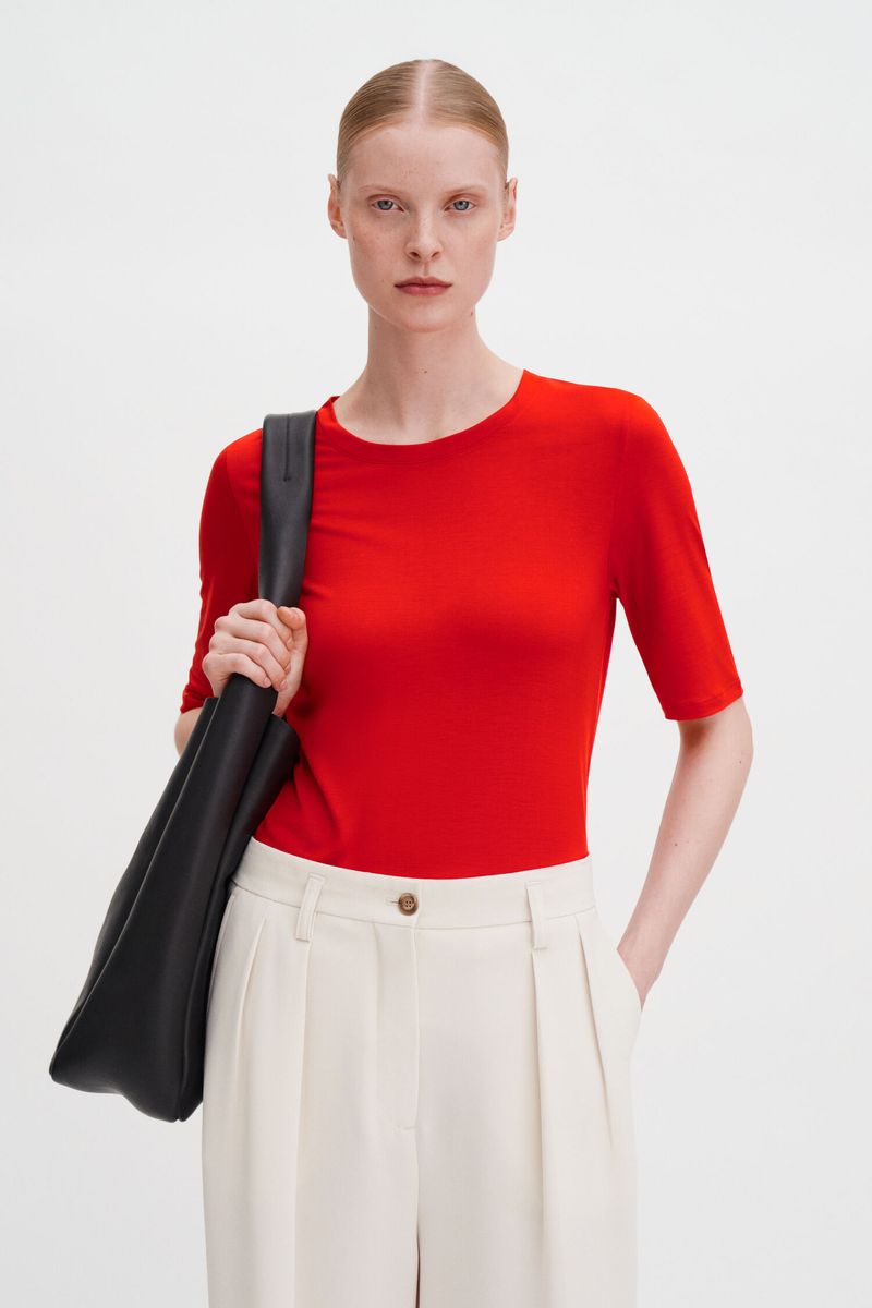 ELENA TEE Bright Red